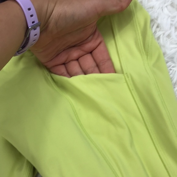 Lululemon Time To Sweat Crop 23" Lemon Vibe - Picture 2 of 7